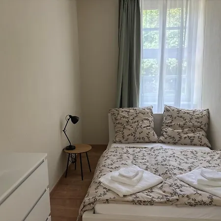 Rosenwohnung Neustrelitz